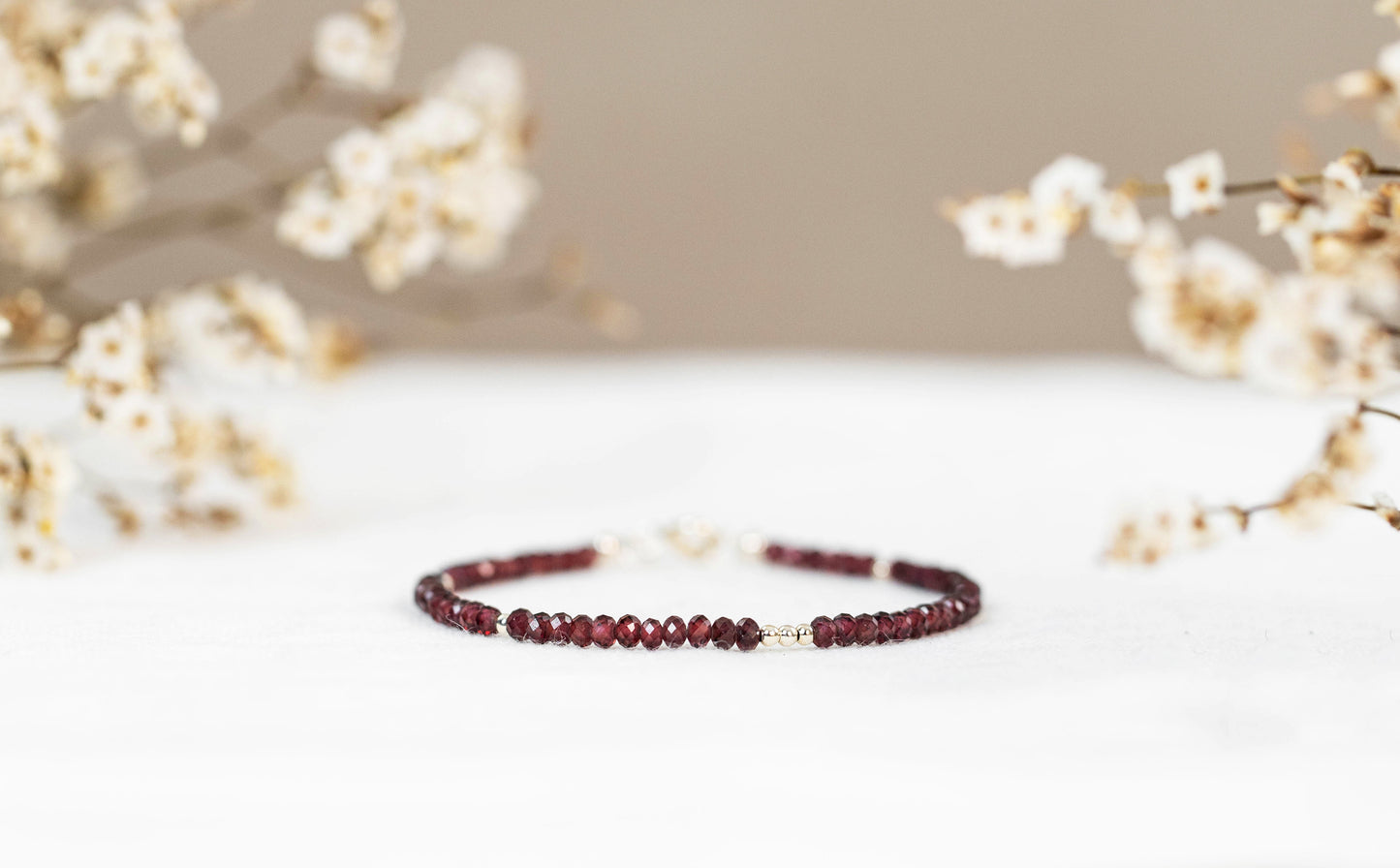 Garnet bracelet "Rory"